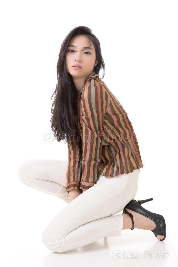 37间房主播跳舞 情欲迷局